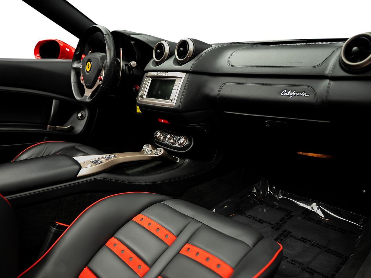 2013 Ferrari California Base