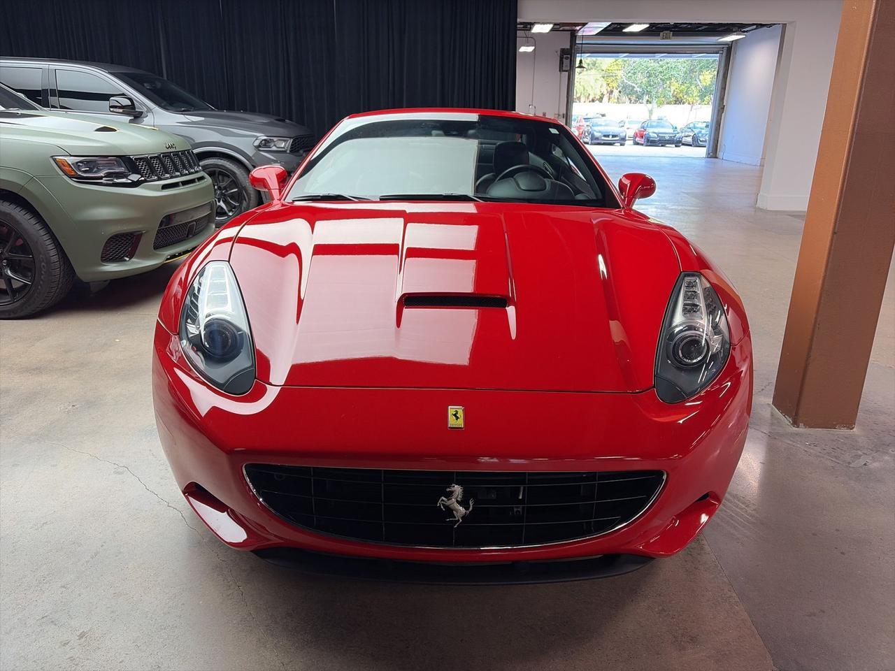 2013 Ferrari California Base