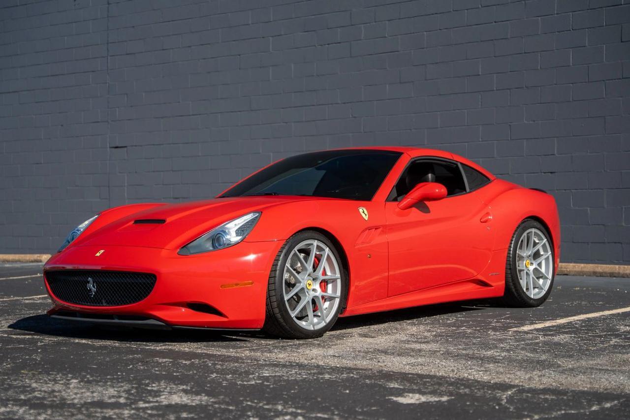 2013 Ferrari California Convertible 2D St. Louis MO