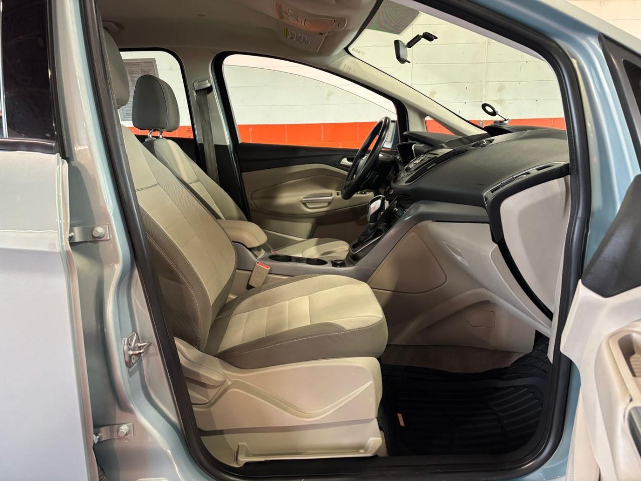 2013 Ford C-Max Hybrid SE Franklin OH
