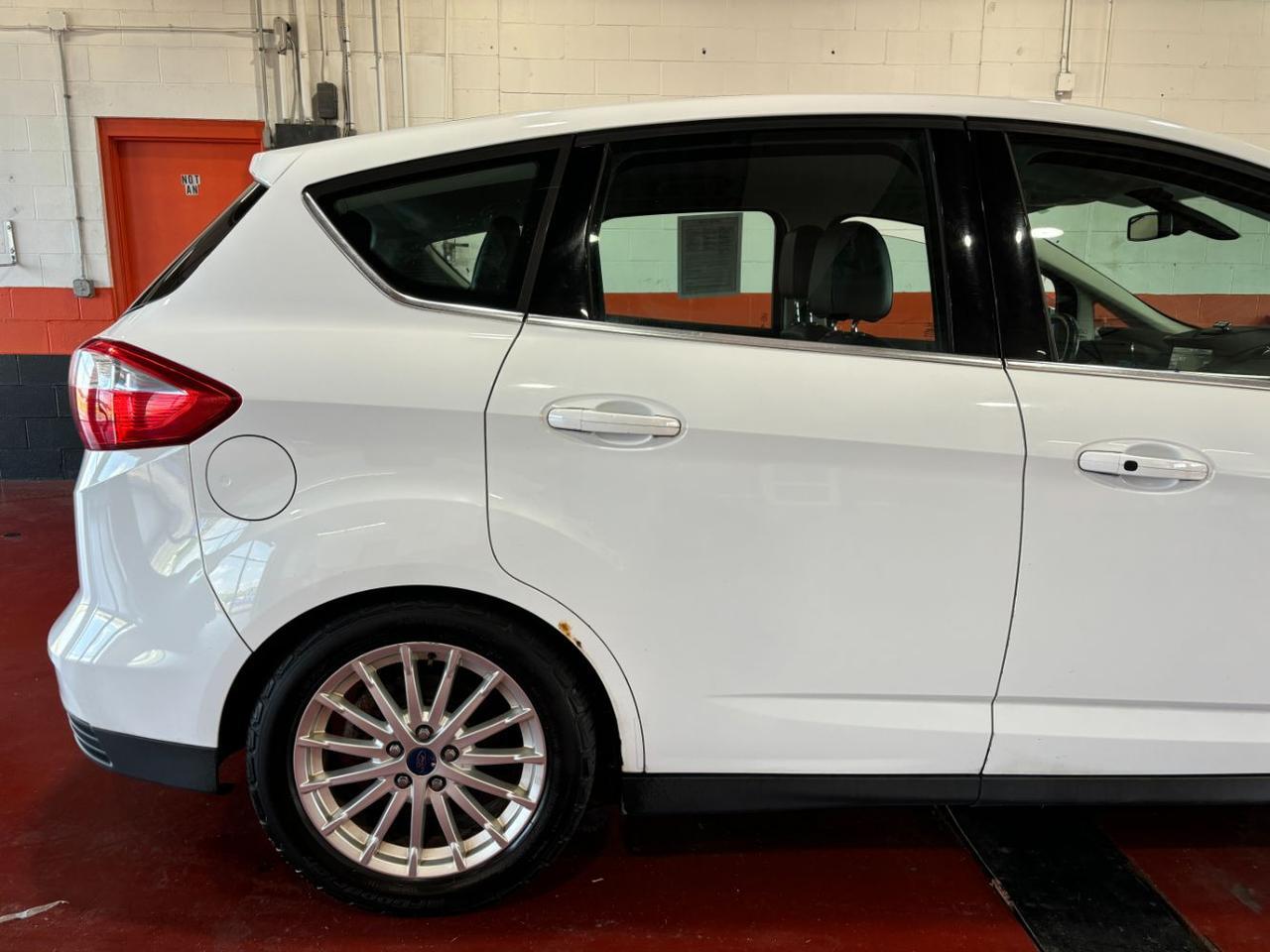 2013 Ford C-Max Hybrid SEL Franklin OH
