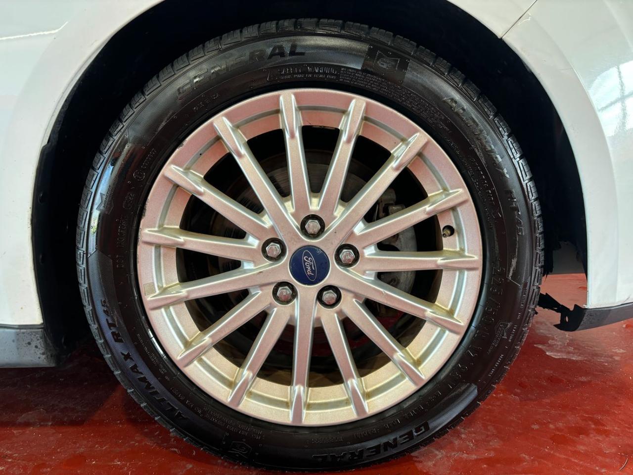 2013 Ford C-Max Hybrid SEL Franklin OH