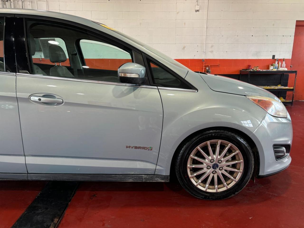 2013 Ford C-Max Hybrid SEL Franklin OH