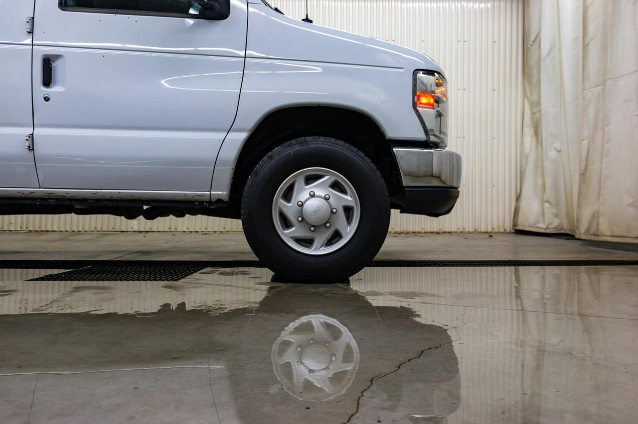 2013 Ford E-250 Extended Cargo Van Red Deer AB