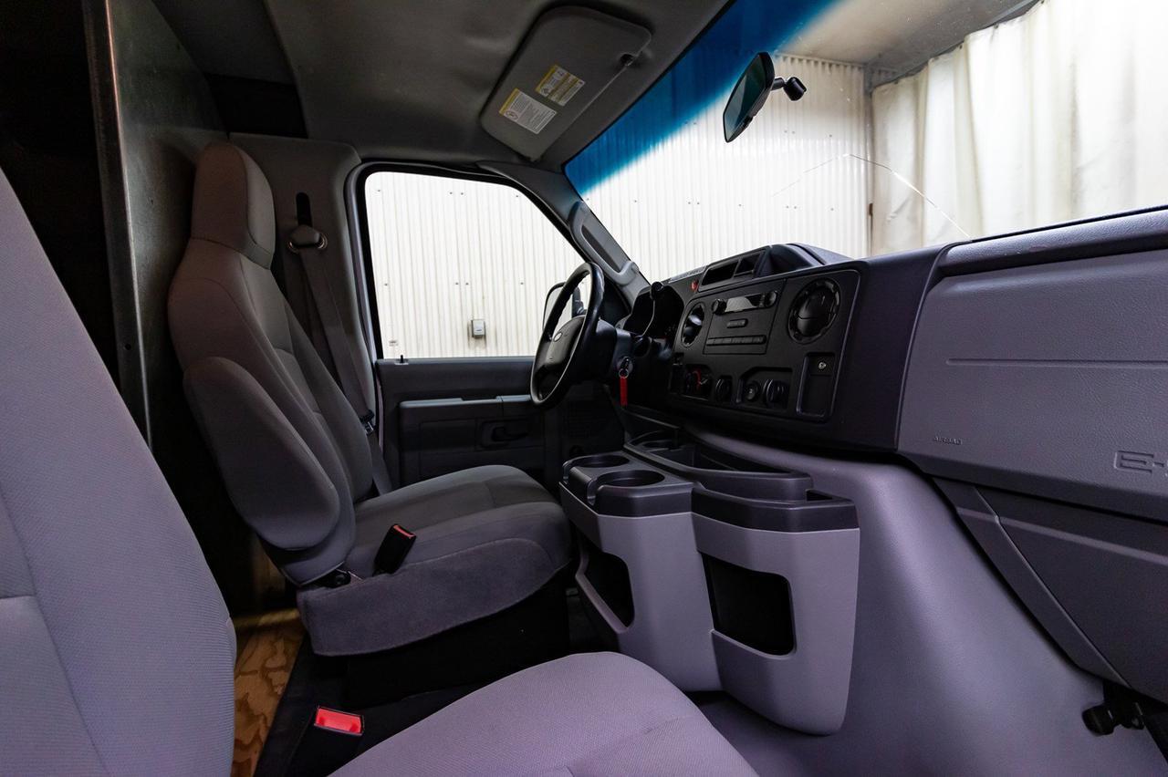 2013 Ford E-250 Extended Cargo Van Red Deer AB