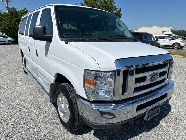 2013 Ford E-350 Econoline Wagon XLT 12-Passenger Van Ashland VA