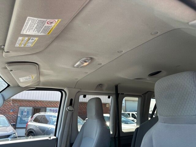 2013 Ford E-350 Econoline Wagon XLT 12-Passenger Van Ashland VA