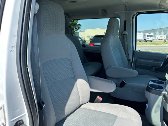 2013 Ford E-350 Econoline Wagon XLT 12-Passenger Van Ashland VA