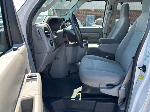 2013 Ford E-350 Econoline Wagon XLT 12-Passenger Van Ashland VA