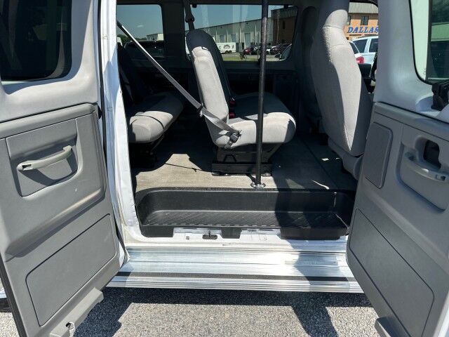 2013 Ford E-350 Econoline Wagon XLT 12-Passenger Van Ashland VA