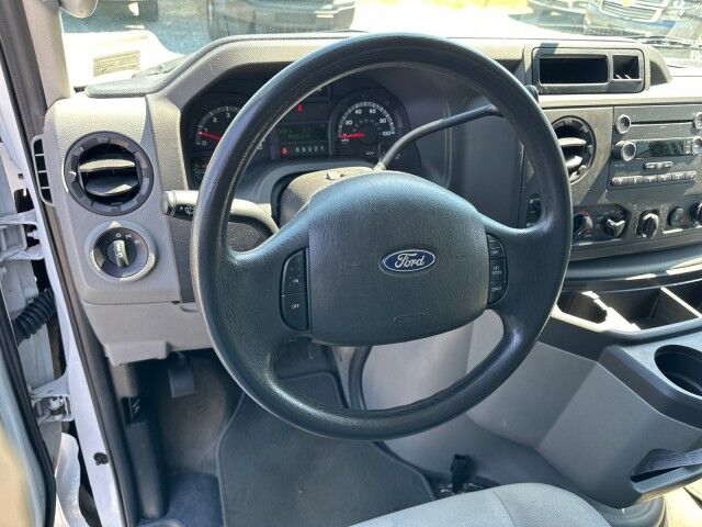 2013 Ford E-350 Econoline Wagon XLT 12-Passenger Van Ashland VA