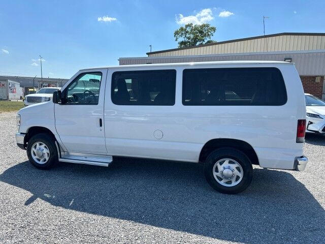 2013 Ford E-350 Econoline Wagon XLT 12-Passenger Van Ashland VA