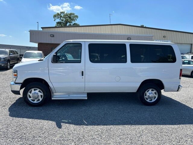 2013 Ford E-350 Econoline Wagon XLT 12-Passenger Van Ashland VA