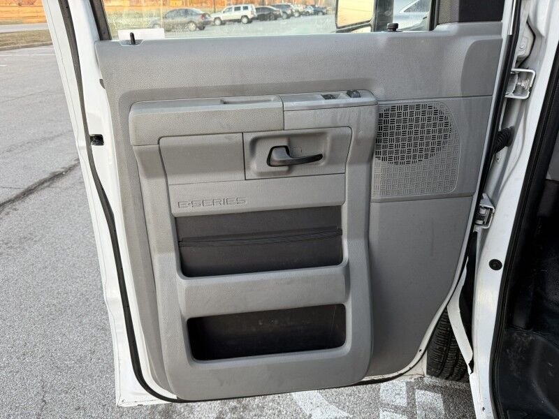 2013 Ford E-350 Extended Cargo Van Commercial Collinsville OK