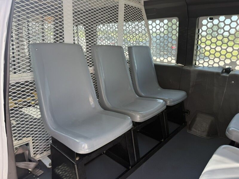 2013 Ford E-350 Passenger Van w/ Wheel Cair Lift Recreational Collinsville OK
