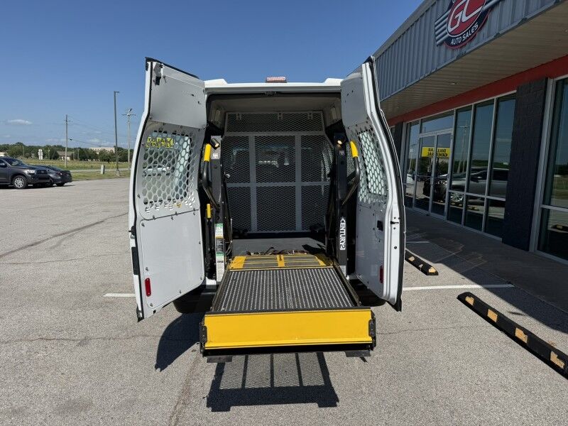 2013 Ford E-350 Passenger Van w/ Wheel Cair Lift Recreational Collinsville OK
