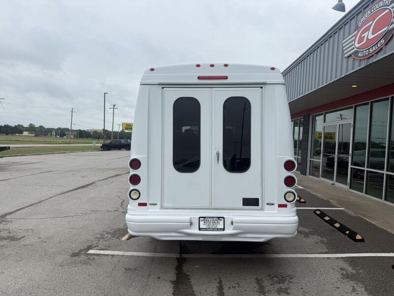 2013 Ford E-350 V10 4WD Passenger Bus Davey Coach 4x4 Collinsville OK