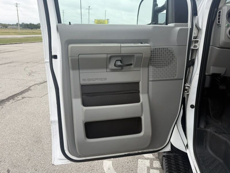 2013 Ford E-350 V10 4WD Passenger Bus Davey Coach 4x4 Collinsville OK