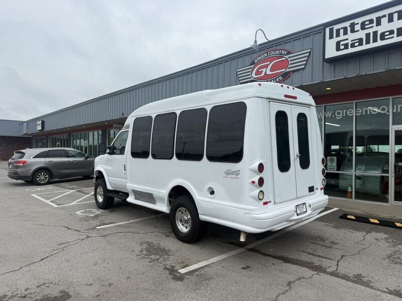 2013 Ford E-350 V10 4WD Passenger Bus Davey Coach 4x4 Collinsville OK