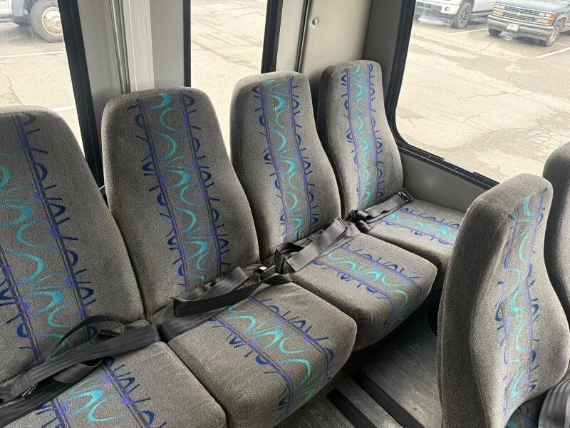 2013 Ford E-350 V10 4WD Passenger Bus Davey Coach 4x4 Collinsville OK