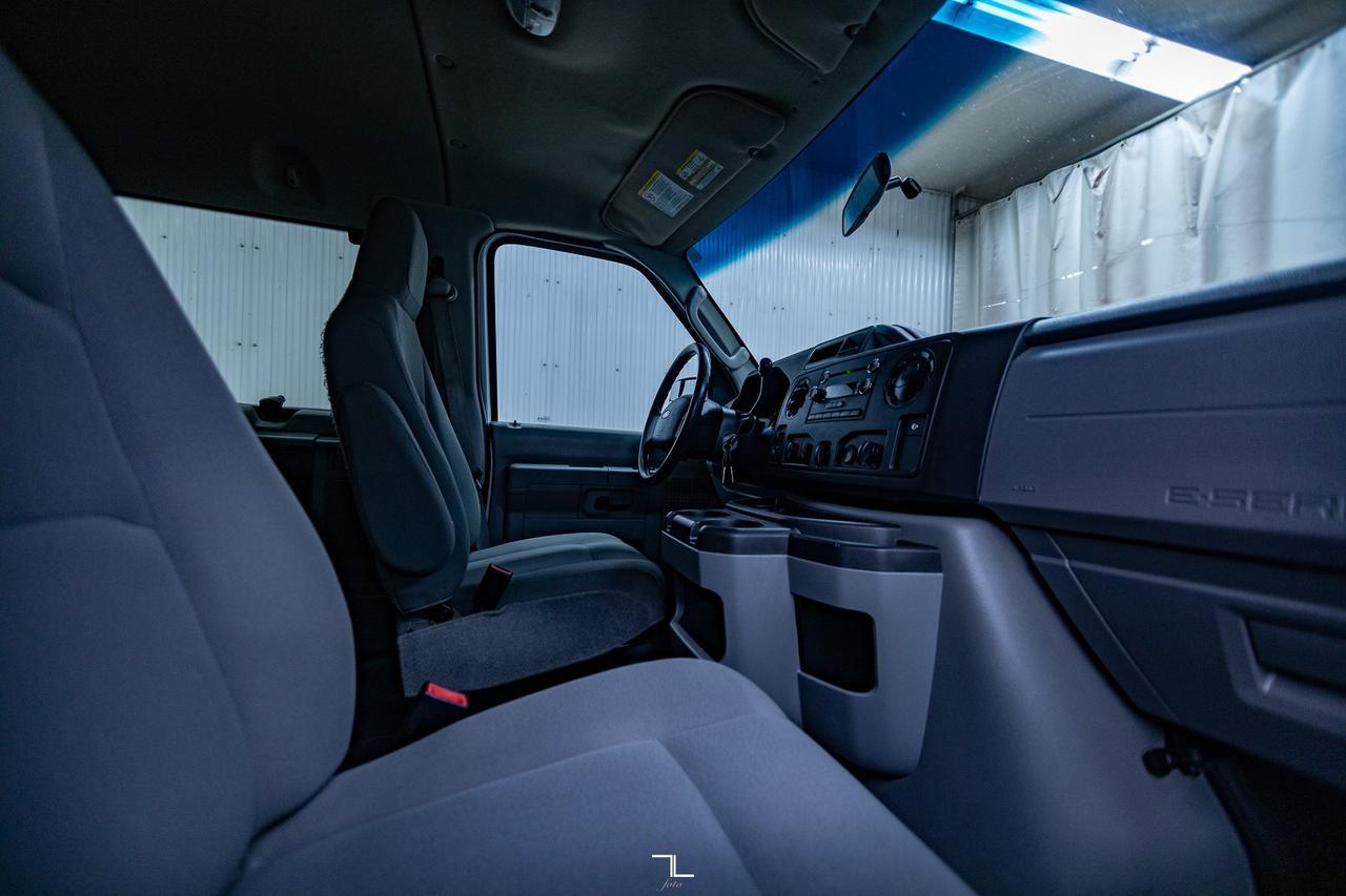 2013 Ford E-350 XL 12 Passenger Red Deer AB