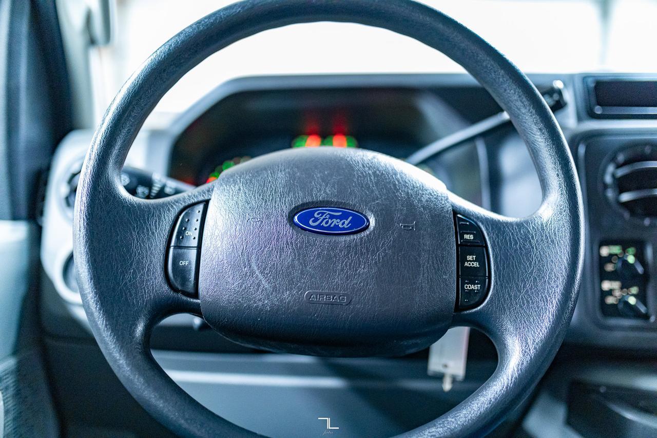 2013 Ford E-350 XL 12 Passenger Red Deer AB