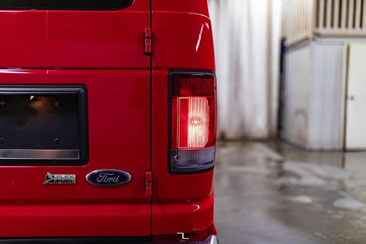 2013 Ford E-350 XLT 12 Passenger BCam Red Deer AB