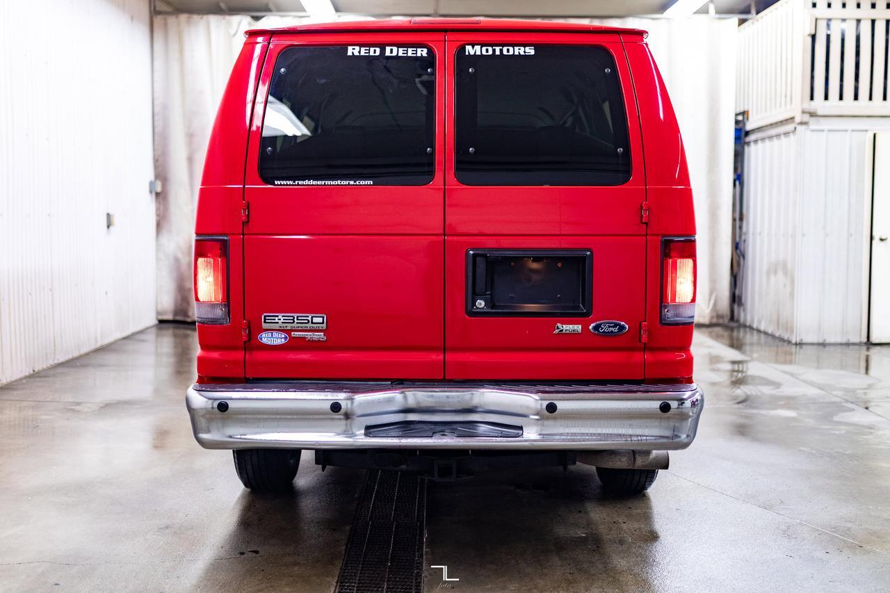 2013 Ford E-350 XLT 12 Passenger BCam Red Deer AB