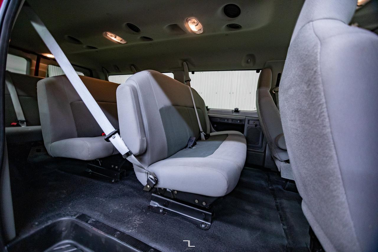 2013 Ford E-350 XLT 12 Passenger BCam Red Deer AB