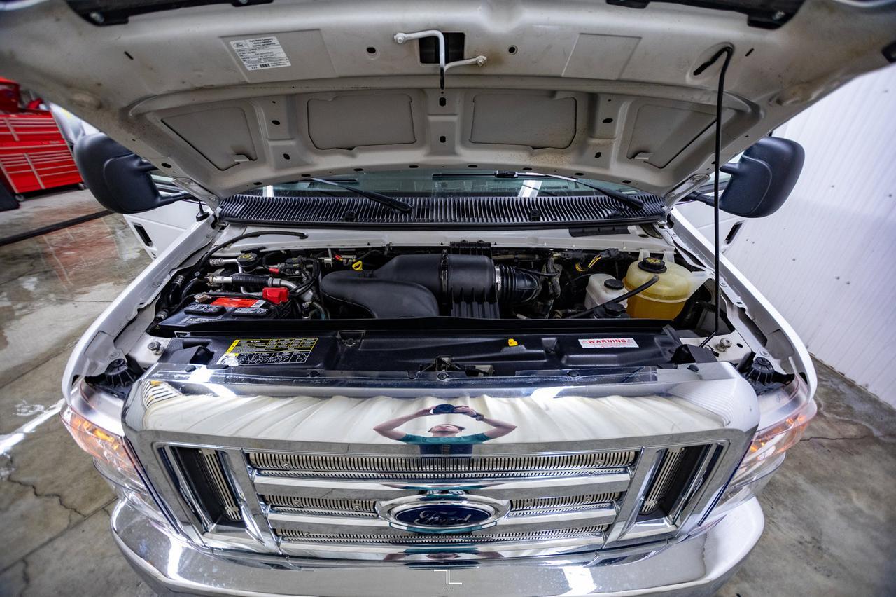 2013 Ford E-350 XLT Wheelchair Conversion Red Deer AB