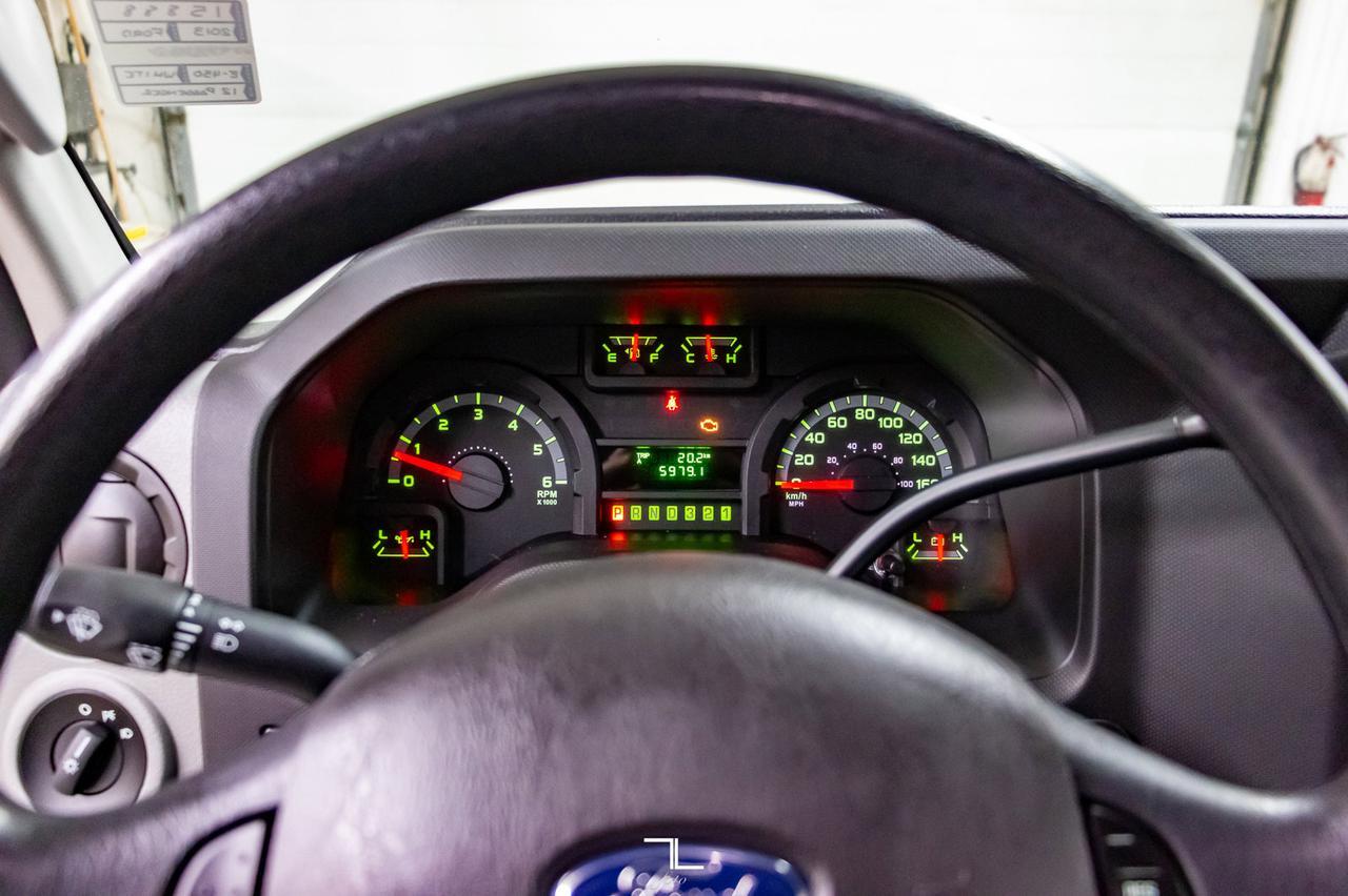 2013 Ford E-450 Cutaway 12 Passenger Wheelchair Lift Red Deer AB