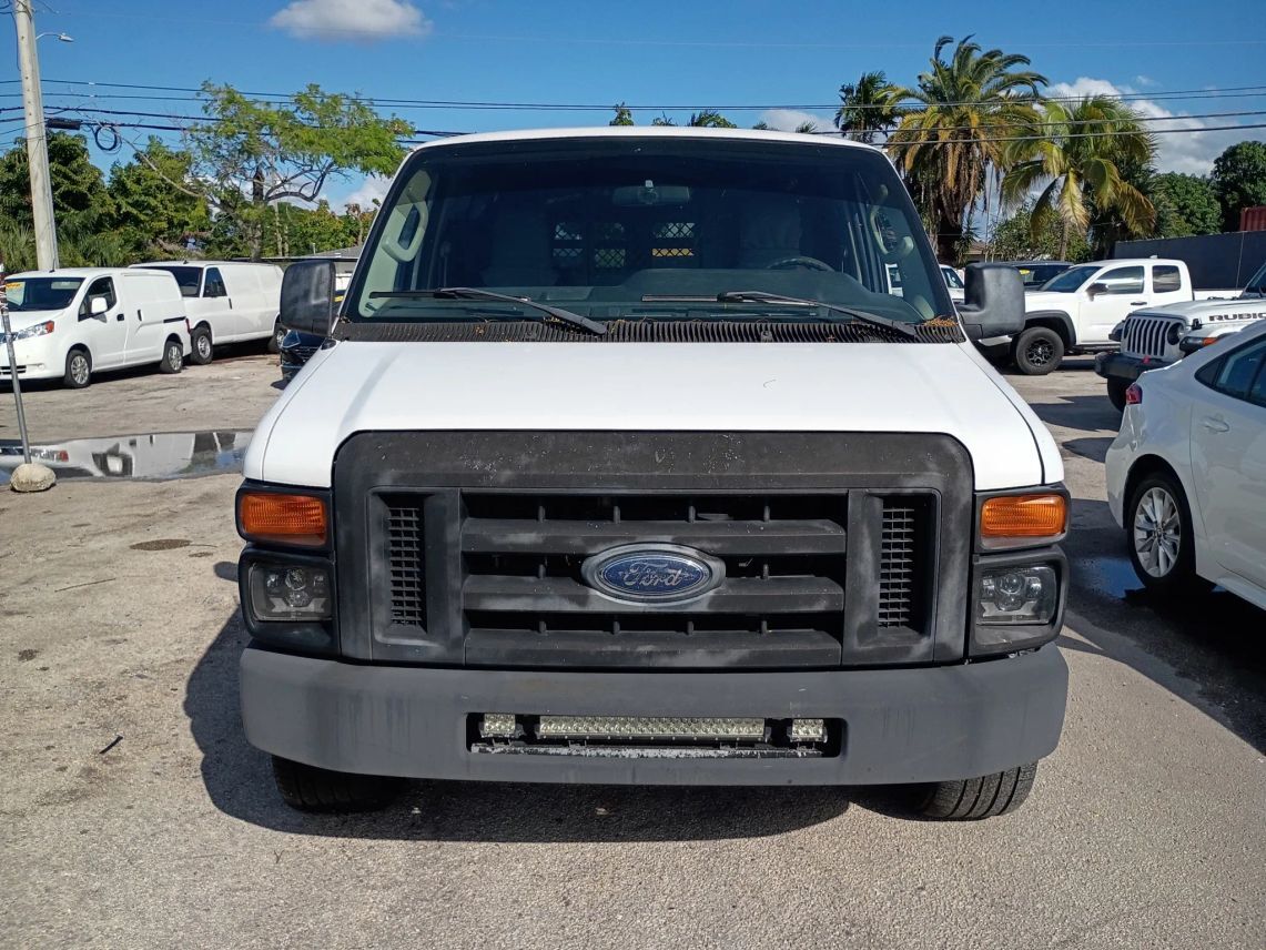 2013 Ford E250 Cargo Van 3D Miami Gardens FL