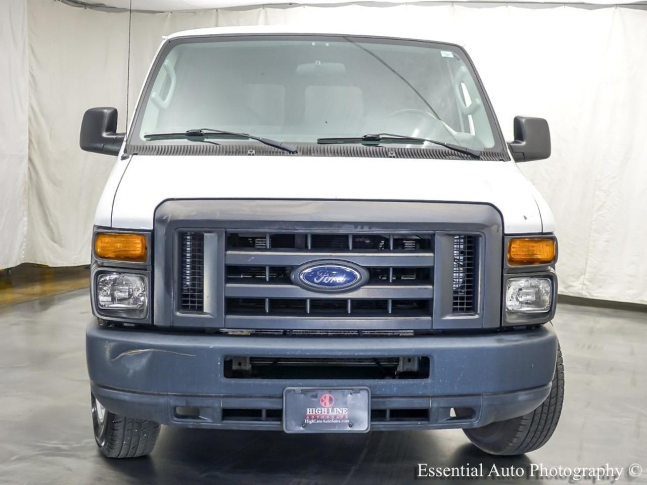 2013 Ford Econoline Cargo Van Recreational Willowbrook IL