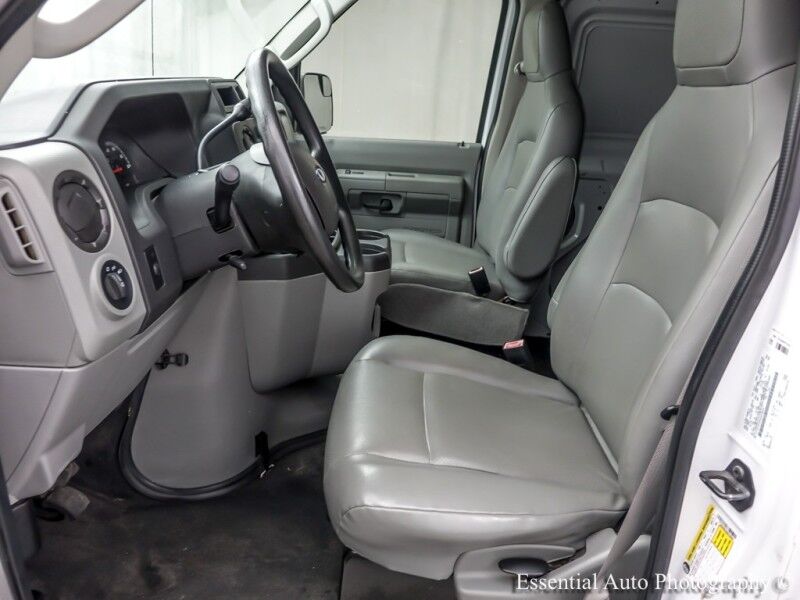 2013 Ford Econoline Cargo Van Recreational Willowbrook IL