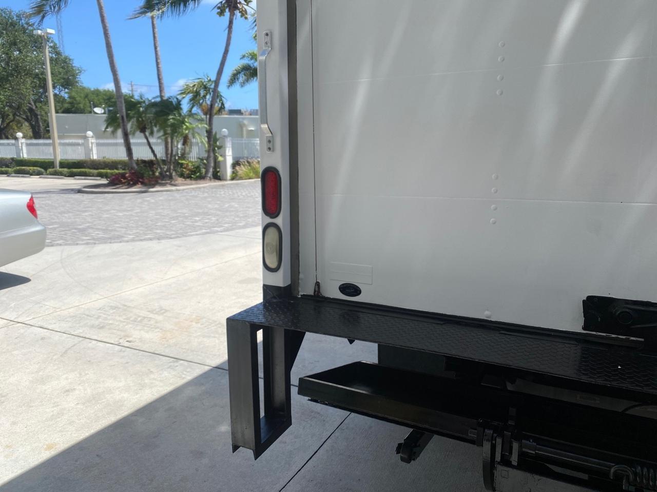 2013 Ford Econoline Commercial Cutaway 1 OWNER E 450 BOX TRUCK Pompano Beach FL