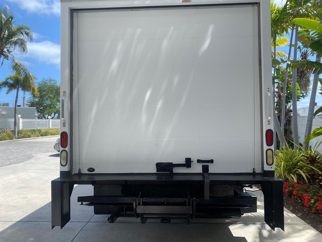 2013 Ford Econoline Commercial Cutaway 1 OWNER E 450 BOX TRUCK Pompano Beach FL