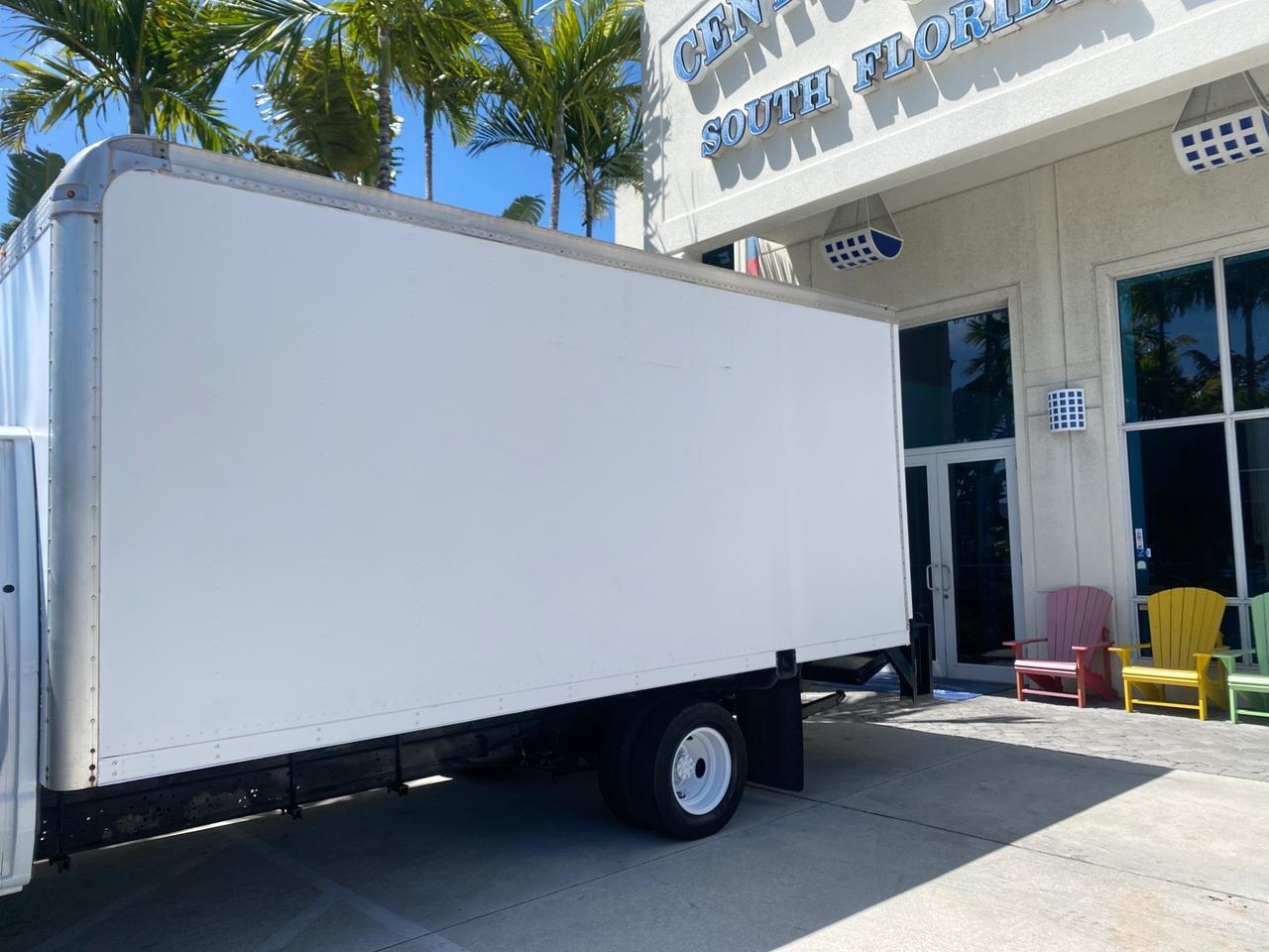 2013 Ford Econoline Commercial Cutaway 1 OWNER E 450 BOX TRUCK Pompano Beach FL