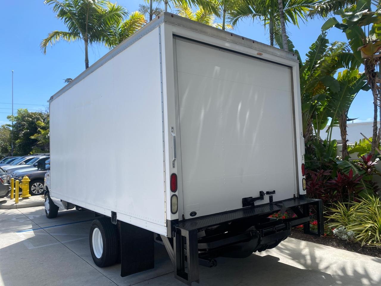 2013 Ford Econoline Commercial Cutaway 1 OWNER E 450 BOX TRUCK Pompano Beach FL