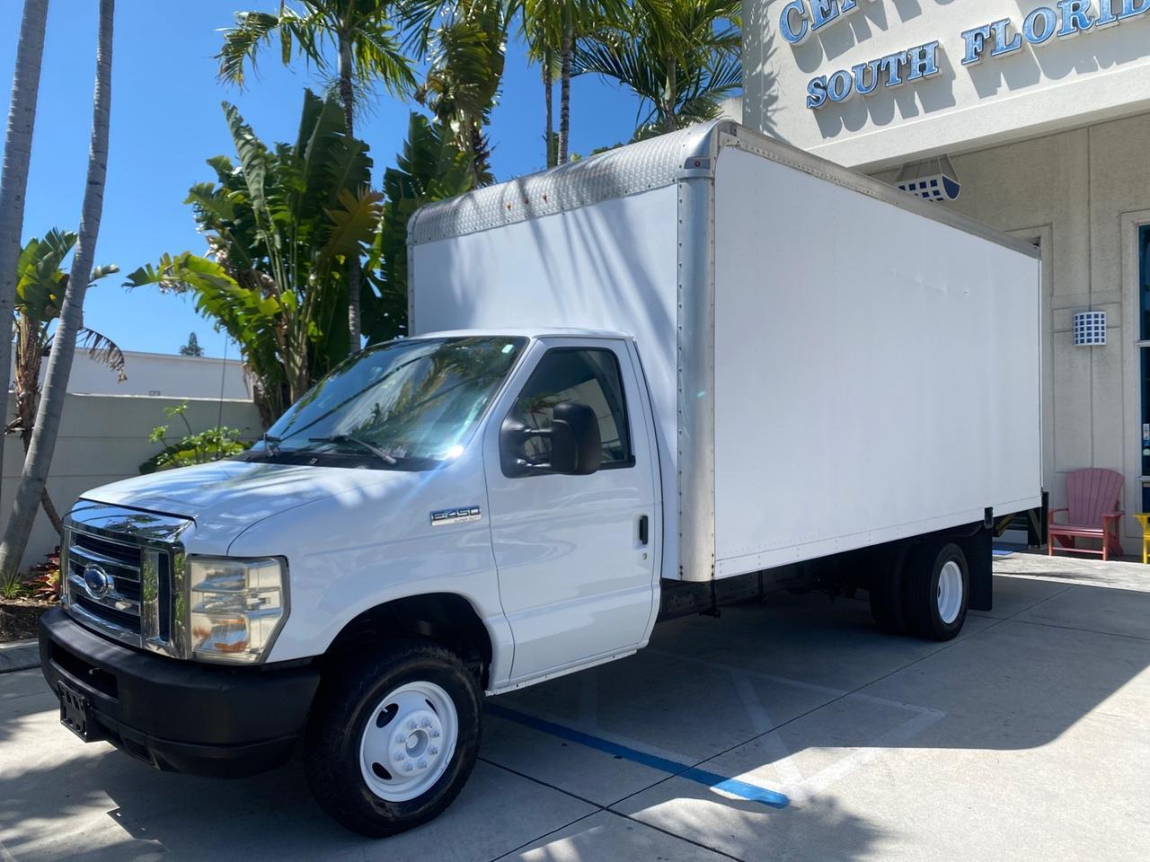 2013 Ford Econoline Commercial Cutaway 1 OWNER E 450 BOX TRUCK Pompano Beach FL