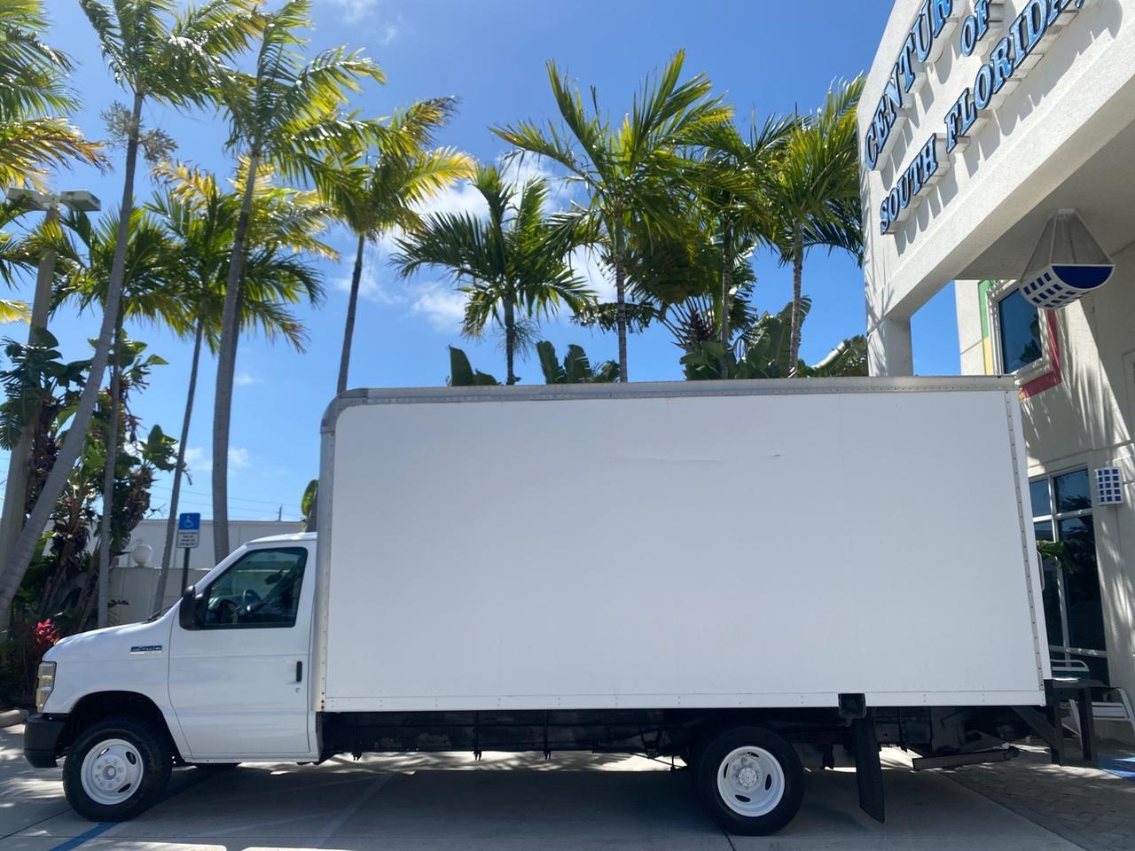 2013 Ford Econoline Commercial Cutaway 1 OWNER E 450 BOX TRUCK Pompano Beach FL