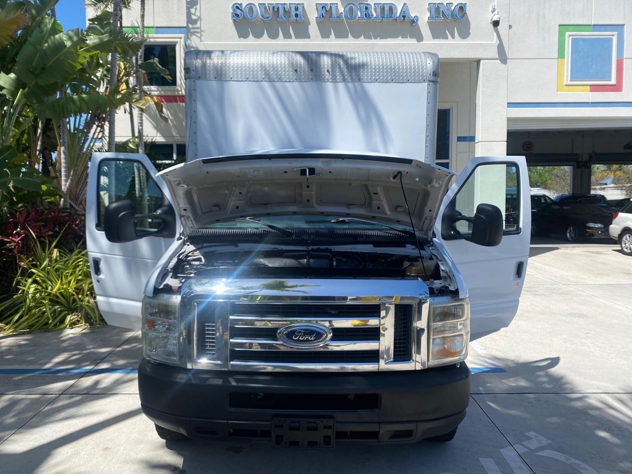 2013 Ford Econoline Commercial Cutaway 1 OWNER E 450 BOX TRUCK Pompano Beach FL