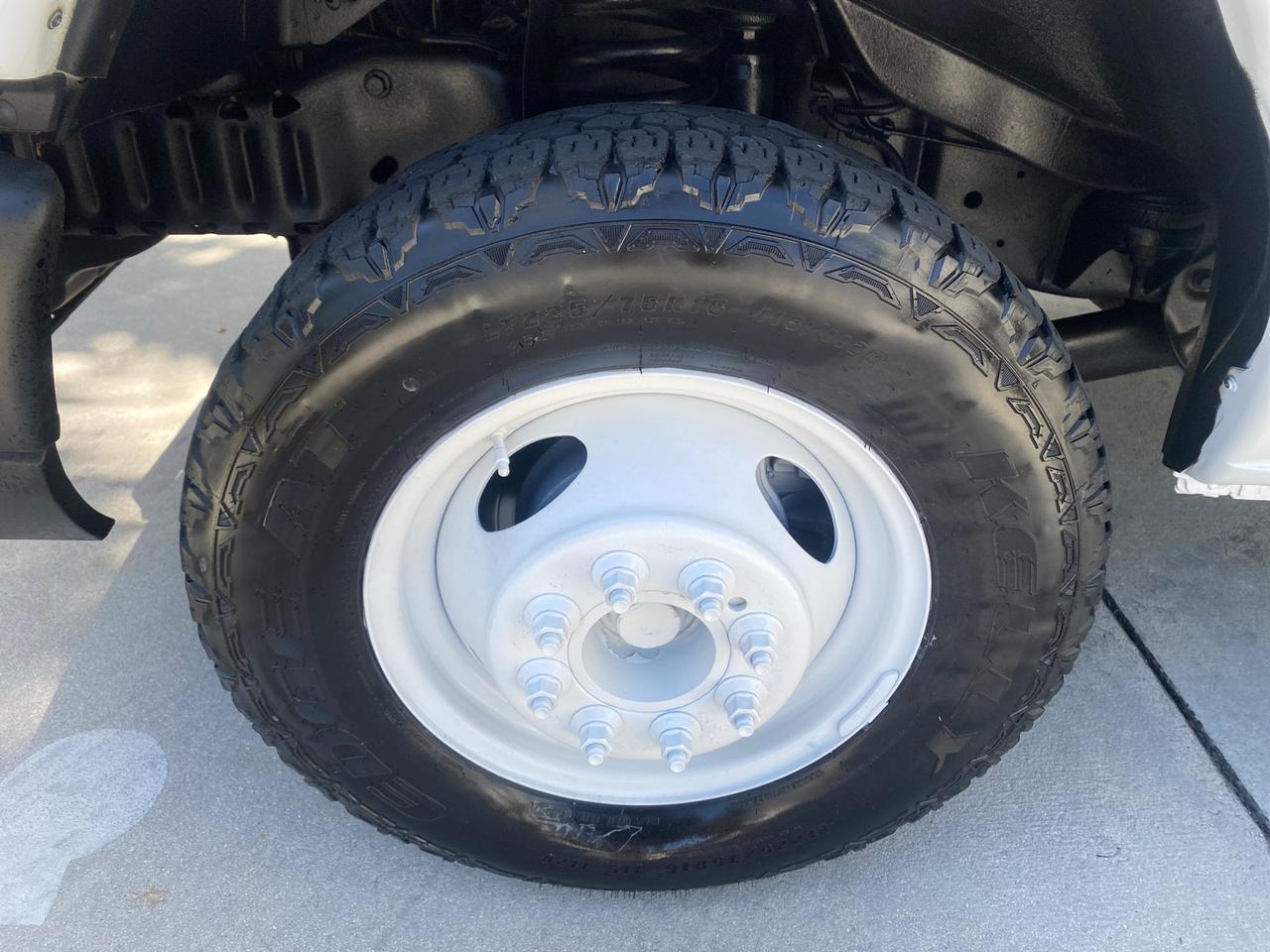 2013 Ford Econoline Commercial Cutaway 1 OWNER E 450 BOX TRUCK Pompano Beach FL