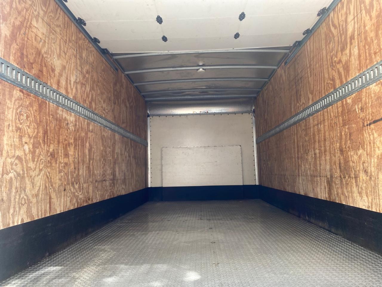 2013 Ford Econoline Commercial Cutaway 1 OWNER E 450 BOX TRUCK Pompano Beach FL