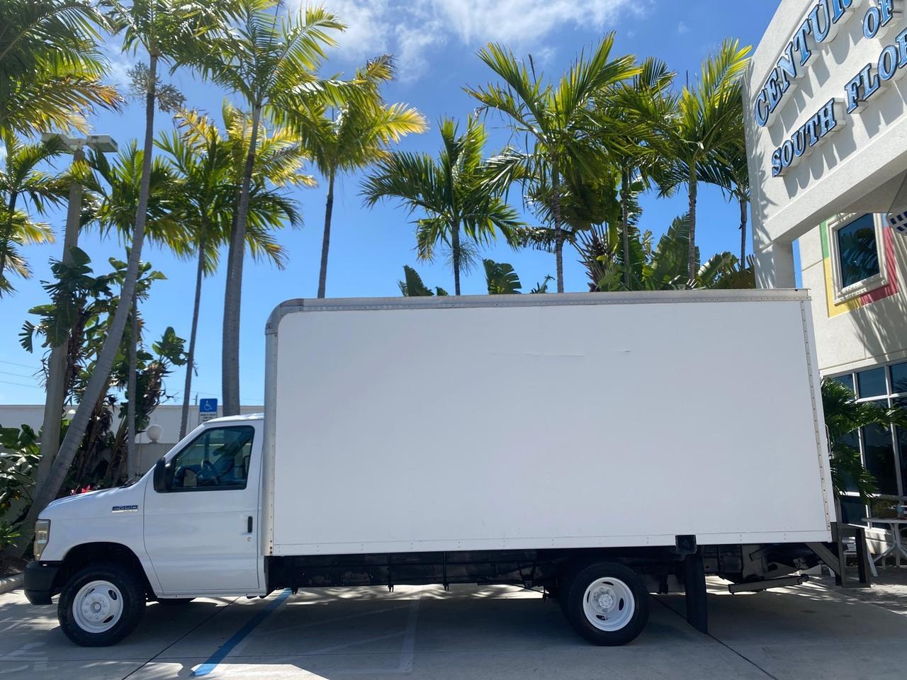 2013 Ford Econoline Commercial Cutaway 1 OWNER E 450 BOX TRUCK Pompano Beach FL