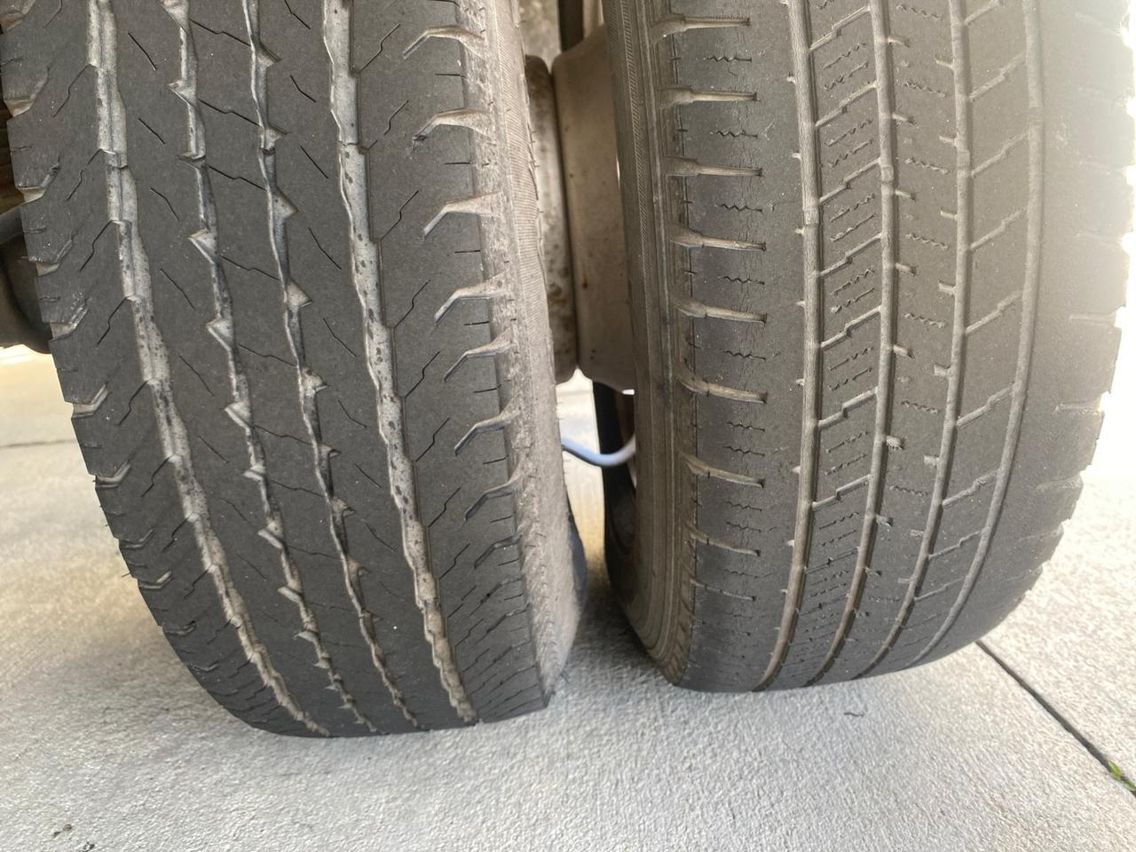 2013 Ford Econoline Commercial Cutaway 1 OWNER E 450 BOX TRUCK Pompano Beach FL