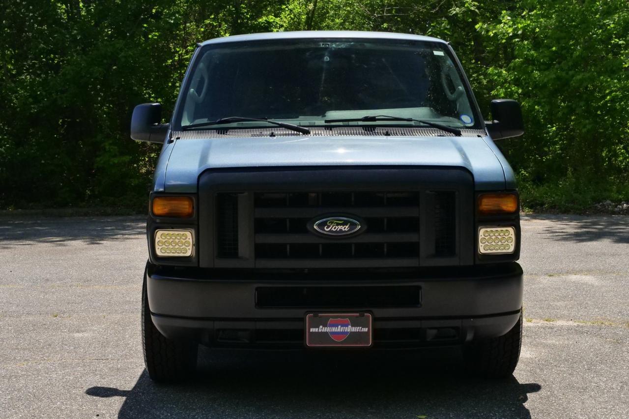 2013 Ford Econoline Wagon XL / 12 Passenger Van / 5.4L V8! Lincolnton NC