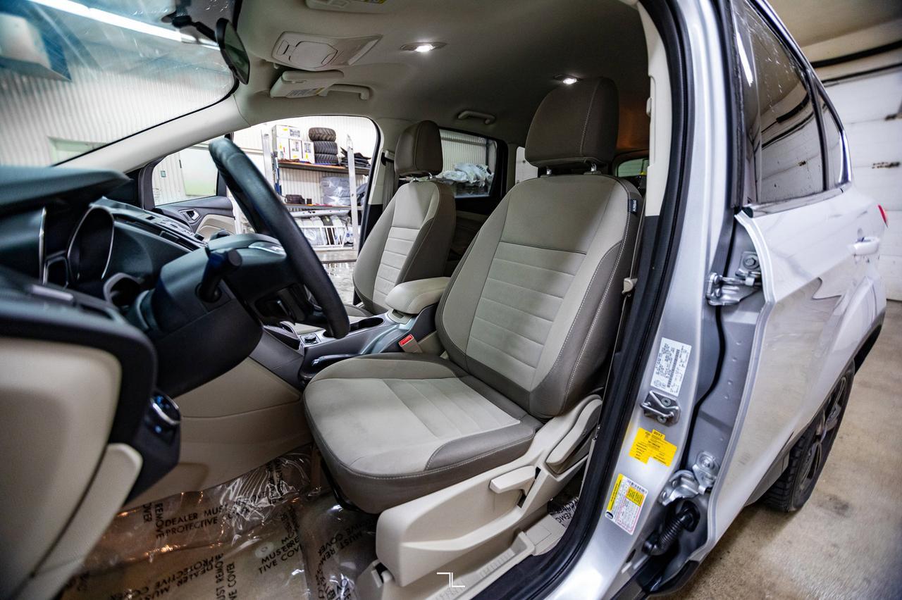 2013 Ford Escape AWD SE Hseats Red Deer AB