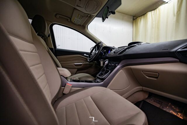 2013 Ford Escape AWD SE Hseats Red Deer AB