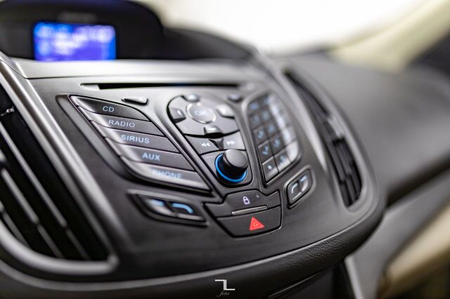 2013 Ford Escape AWD SE Hseats Red Deer AB