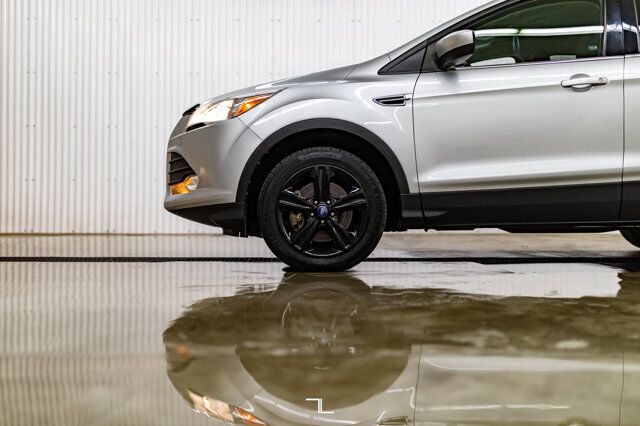 2013 Ford Escape AWD SE Hseats Red Deer AB